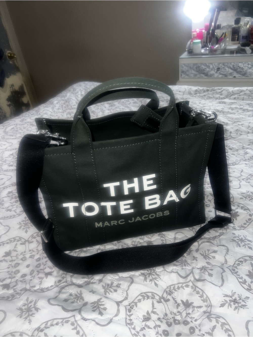 Marc Jacobs Tote Bag in Dark Green with White Logo - Picture 2 of 7